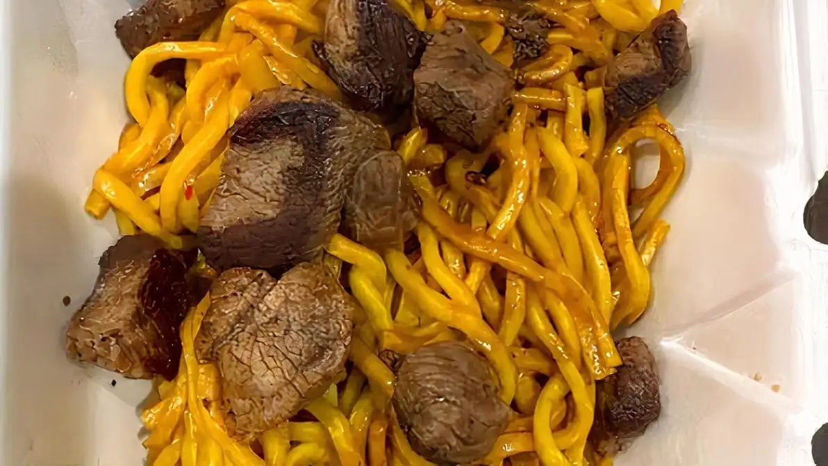 Beef Lo Mein.