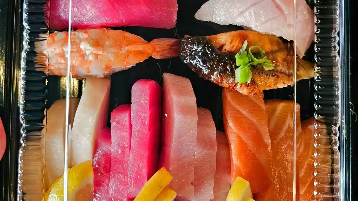 Sushi Sashimi Combo.